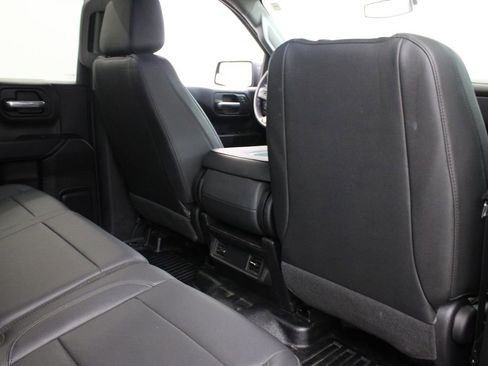 Used 2021 Chevrolet Silverado 1500 W/T w/ Z71 Off-Road Package AWD/4WD image 18