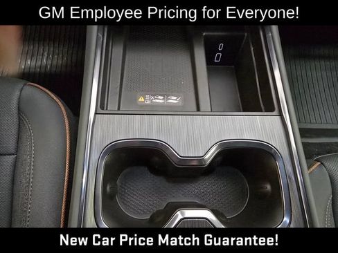 New 2026 GMC Acadia AT4 w/ Luxury Package AWD/4WD image 26