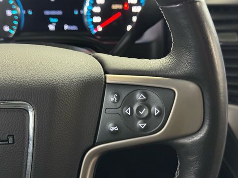 Used 2018 GMC Yukon XL Denali image 23