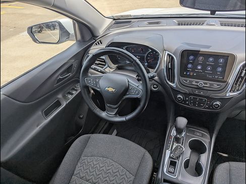 Used 2024 Chevrolet Equinox LT AWD/4WD image 27