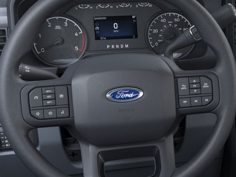 New 2025 Ford F550 4x4 SuperCab Super Duty image 12