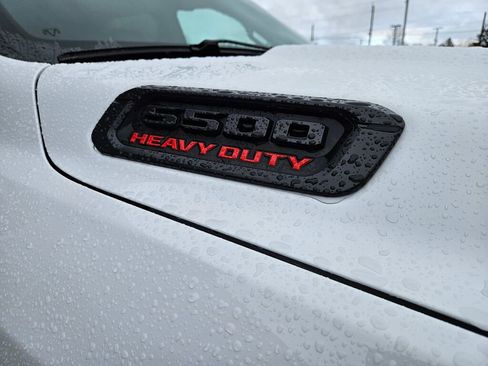 New 2026 RAM 5500 Tradesman AWD/4WD image 9