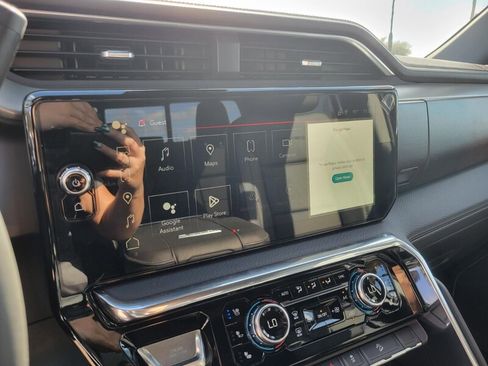 New 2026 GMC Sierra 2500 Denali w/ Denali Reserve Package image 21