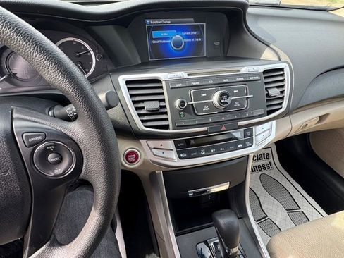 Used 2014 Honda Accord EX image 33