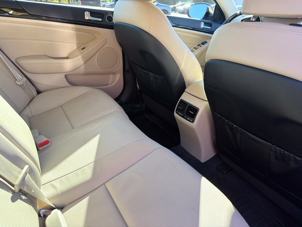Used 2014 Kia Cadenza Premium FWD image 12