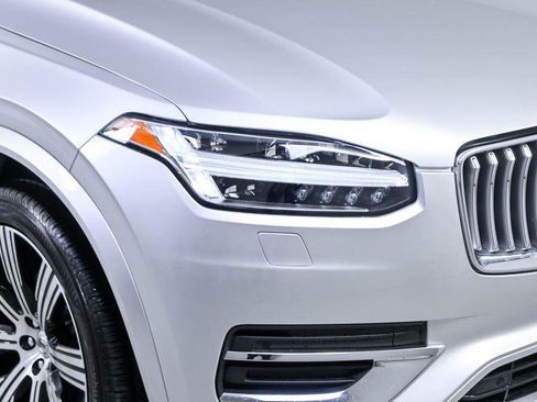 Certified 2022 Volvo XC90 T6 Inscription AWD/4WD image 37