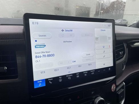 Used 2024 Ford Expedition Limited image 40