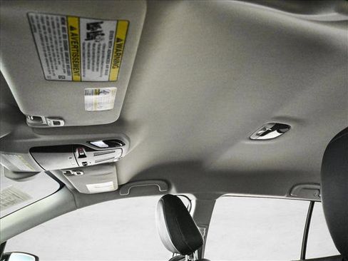 Used 2021 Subaru Outback Limited image 16