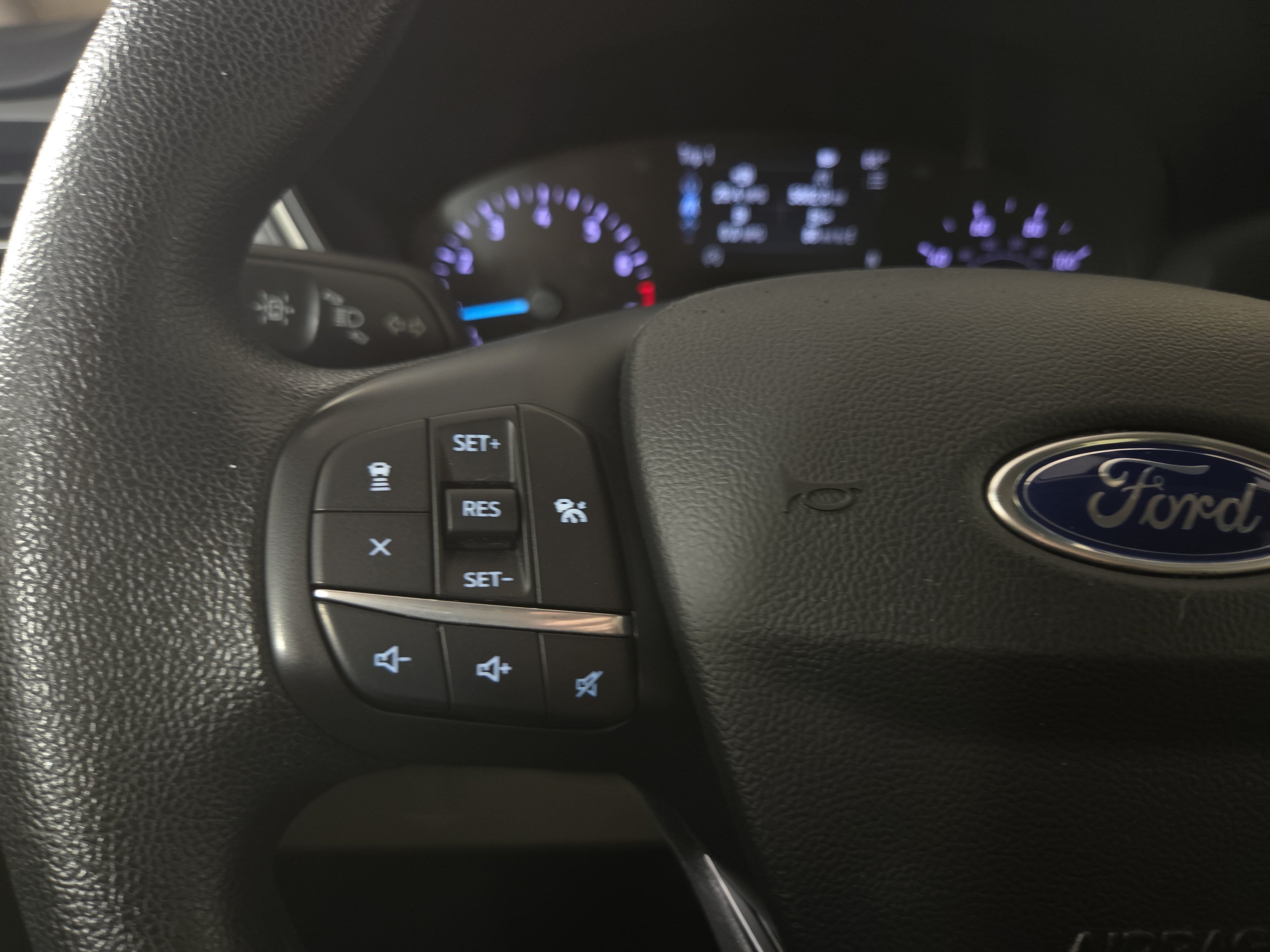 Used 2020 Ford Escape SE FWD image 15