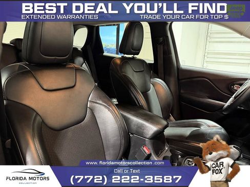 Used 2019 Jeep Cherokee Latitude Plus FWD image 22
