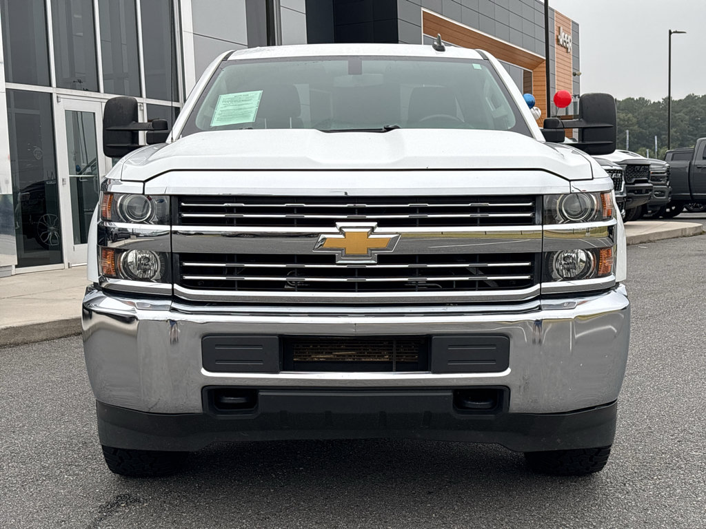 Used 2017 Chevrolet Silverado 2500 LT AWD/4WD image 2