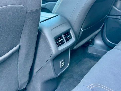 Used 2021 GMC Terrain SLE w/ Driver Convenience Package FWD image 12