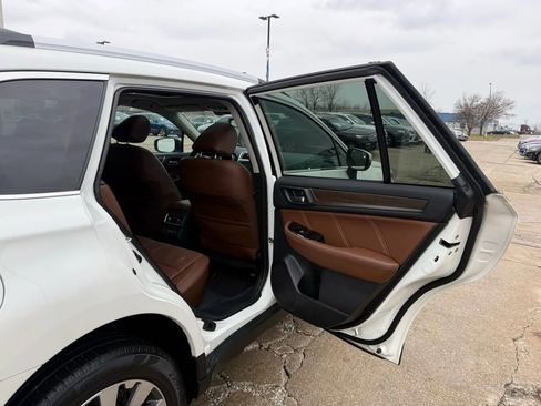 Used 2019 Subaru Outback 2.5i Touring image 22
