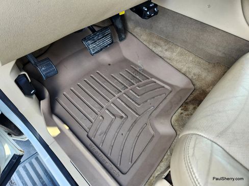 Used 2011 Cadillac Escalade ESV Premium image 34