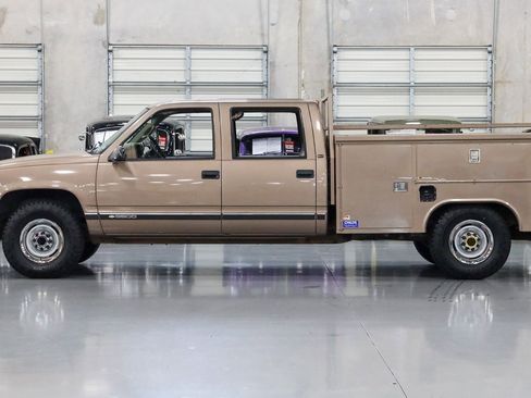 Used 1997 Chevrolet Silverado 3500 w/ Convenience Pkg image 14