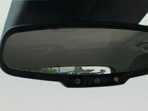 Used 2019 Chevrolet Trax LT w/ LT Convenience Package image 37