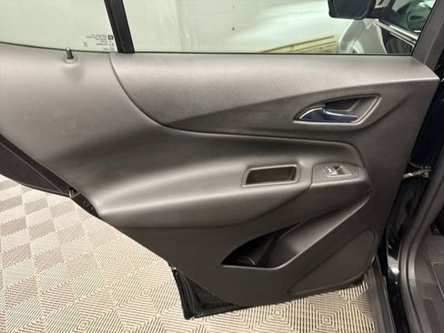 Used 2022 Chevrolet Equinox LT FWD image 13