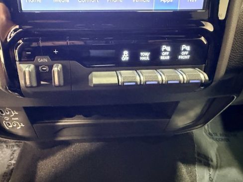 Used 2026 RAM 2500 Big Horn AWD/4WD image 39