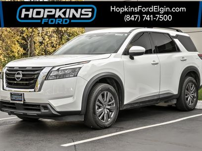 Used 2023 Nissan Pathfinder SV