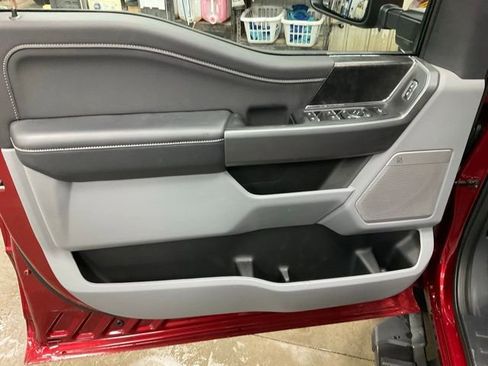 New 2025 Ford F350 XLT w/ Black Appearance Package image 5