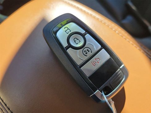 Used 2024 Ford Bronco Sport Outer Banks image 40