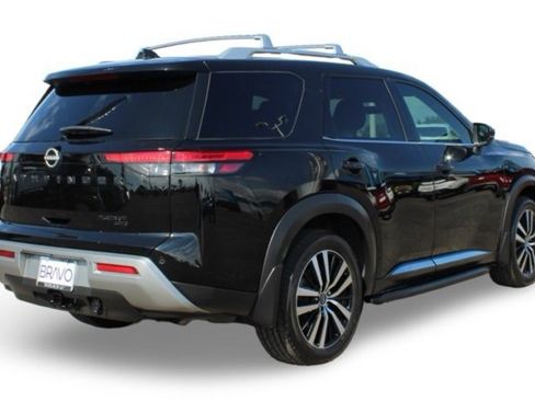 Used 2023 Nissan Pathfinder Platinum w/ Lighting Package (N93) image 5
