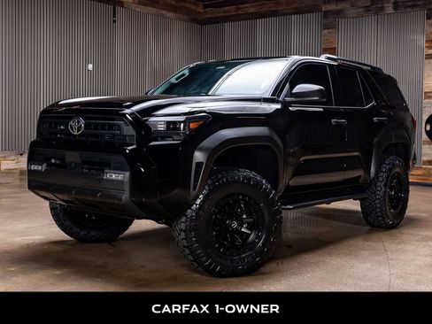 Used 2025 Toyota 4Runner SR5 AWD/4WD image 5