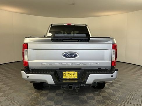 Used 2019 Ford F350 Lariat w/ Lariat Ultimate Package image 5