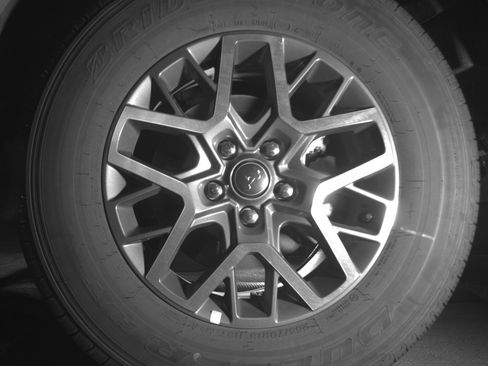 Used 2025 Jeep Wrangler Sahara image 14