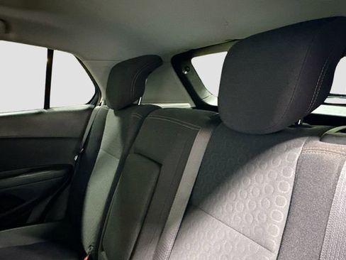 Used 2020 Chevrolet Trax LS w/ Tint and Cruise Package image 23