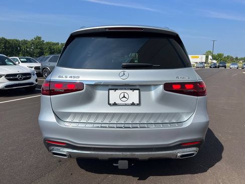 Used 2025 Mercedes-Benz GLS 450 4MATIC w/ AMG Line Exterior image 7