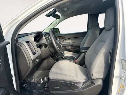 Used 2018 Chevrolet Colorado W/T w/ WT Convenience Package image 15