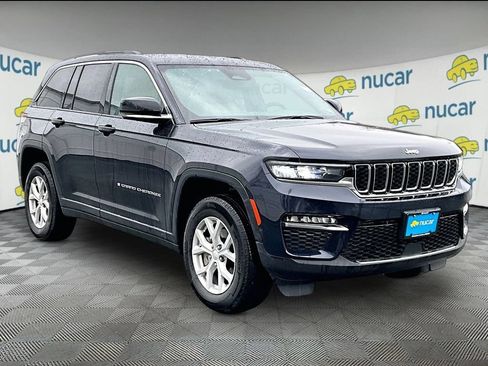 Used 2024 Jeep Grand Cherokee Limited AWD/4WD image 1