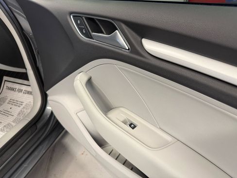 Used 2016 Audi A3 2.0T Premium image 40