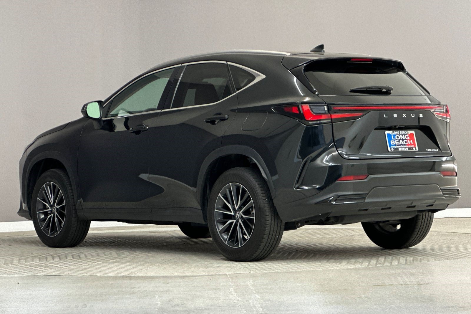 Used 2024 Lexus NX 250 FWD w/ Cold Area Package image 3