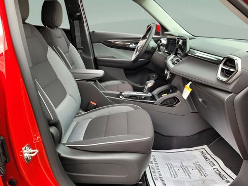 New 2026 Chevrolet TrailBlazer LT w/ Convenience Package image 19