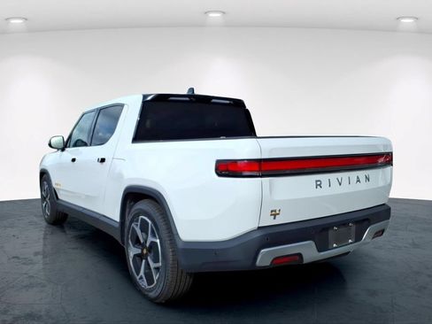 Used 2022 Rivian R1T Adventure AWD/4WD image 18