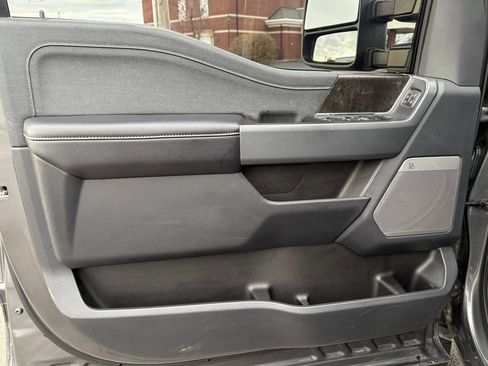 Used 2023 Ford F350 Lariat w/ Lariat Ultimate Package image 19