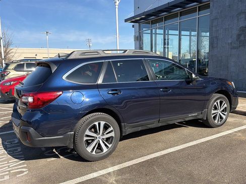 Used 2018 Subaru Outback 2.5i Limited w/ Popular Package #2 image 5