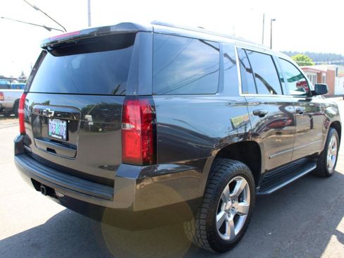 Used 2018 Chevrolet Tahoe LS w/ All-Season Package RWD image 6
