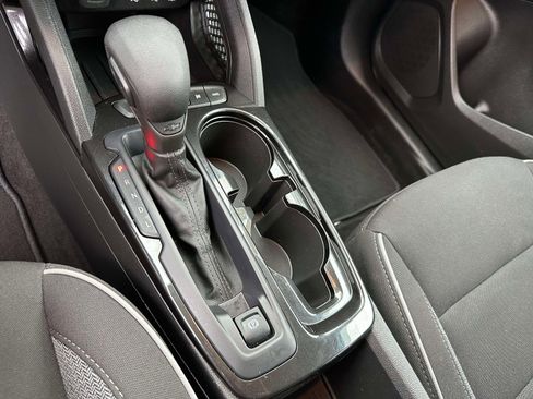 Certified 2022 Chevrolet TrailBlazer LT w/ Driver Confidence Package image 1