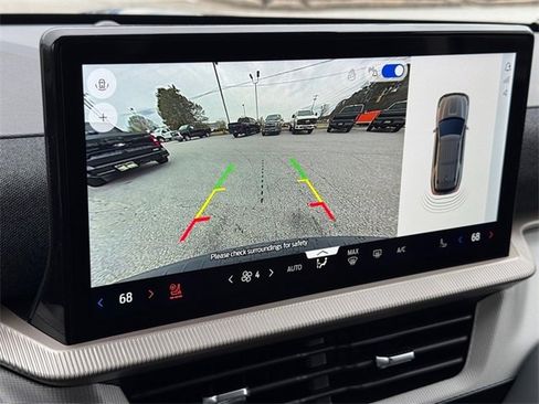 New 2026 Ford Explorer Active w/ Active Comfort Package image 24