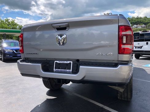 Used 2024 RAM 2500 Laramie AWD/4WD image 5