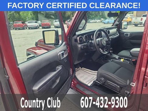 Used 2021 Jeep Gladiator Sport AWD/4WD image 10