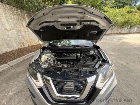 Used 2018 Nissan Rogue SV FWD image 22