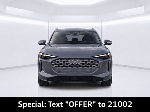Certified 2025 Audi Q5 Premium Plus w/ Premium Plus AWD/4WD image 5