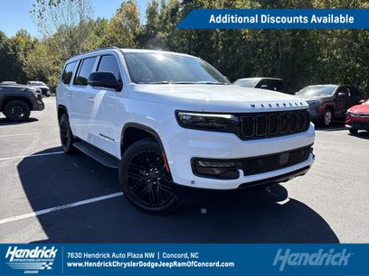 New 2025 Jeep Wagoneer Series II w/ Convenience Group I