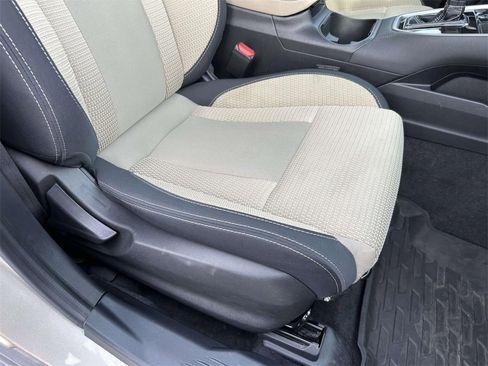 Used 2020 Subaru Outback Premium w/ Popular Package #1 image 11