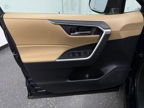 Certified 2025 Toyota RAV4 XLE AWD/4WD image 10