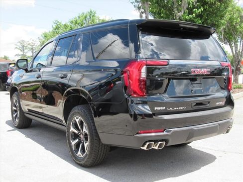 New 2026 GMC Yukon AT4 w/ AT4 Premium Package AWD/4WD image 5